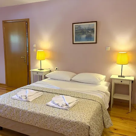 Сasa de vacaciones Sunlit Village Escape *